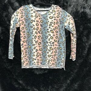 Now & Forever Brand:‎ Multi color cheetah print top/ Size S / NWT / Gg-28